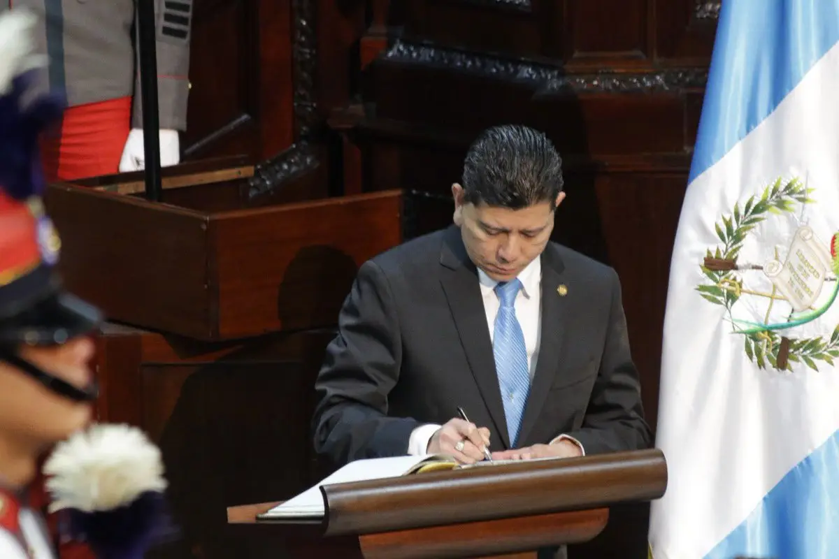 Diputado Juan Ramón Lau durante actividad en el Congreso de la República 