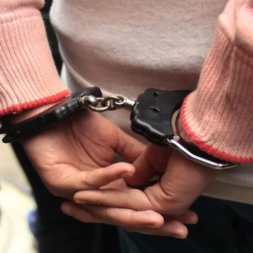 Mujer detenida foto ilustrativa 