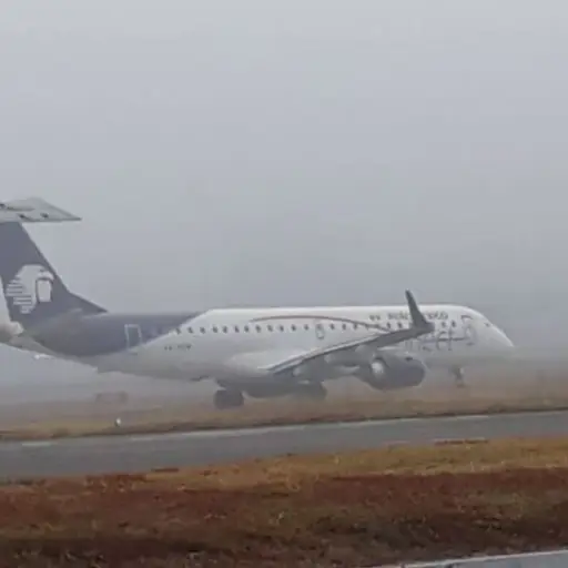 vuelos Aeropuerto Internacional La Aurora neblina ,
