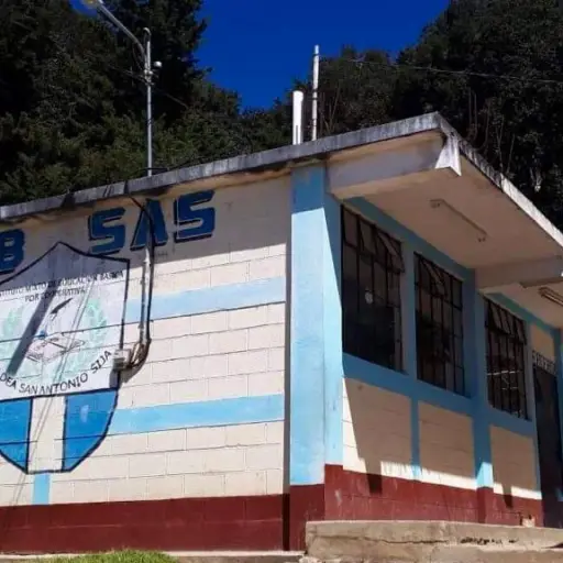 Totonicapán arma fuego instituto Mixto de Educación Básica ,
