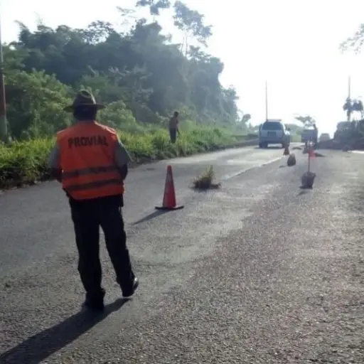 Carretera CA-2 Occidente reparación ,