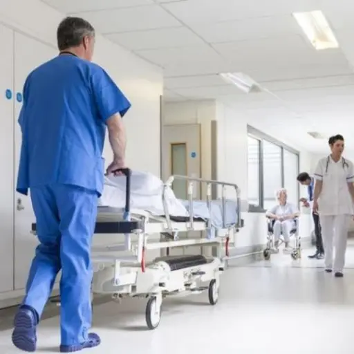 Los pacientes serán trasladados a otra unidad