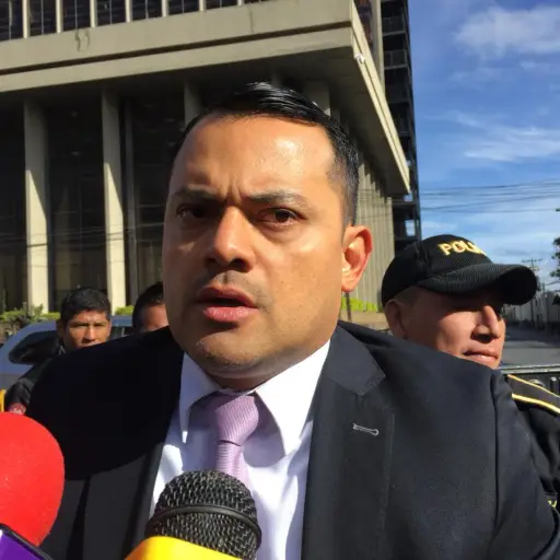 Stu Velasco podrá salir de prisión preventiva 