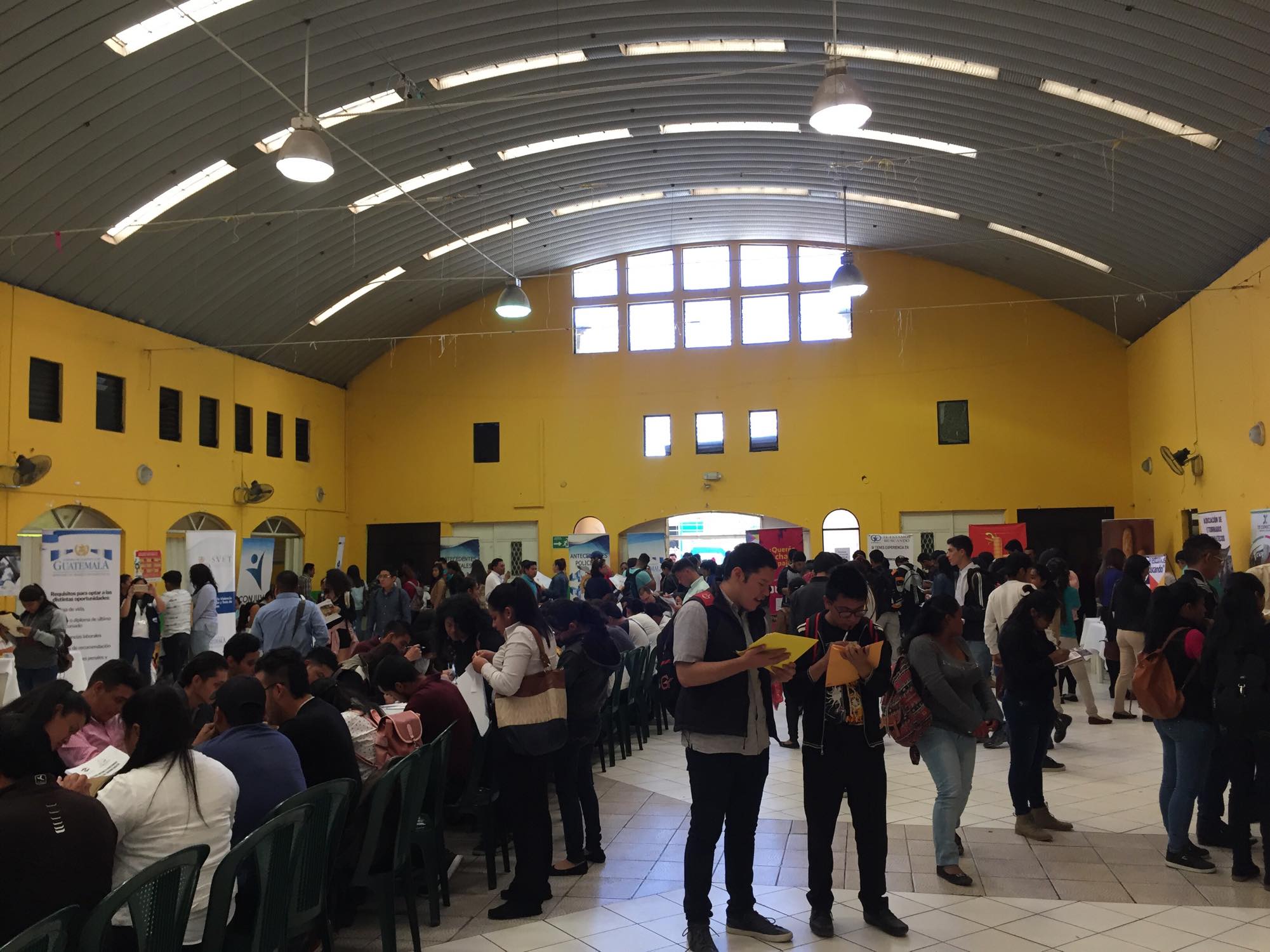 feria-empleo-san-miguel-petapa-emisoras-unidas-9 | 