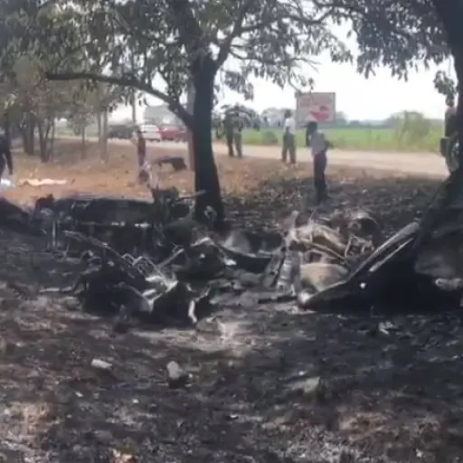 Un aparatoso accidente de tránsito se produjo en la autopista Puerto Quetzal que dejó cuatro muertos.