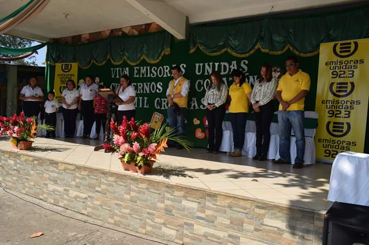 Entrega de Cuadernos con Corazón en Samayac | 