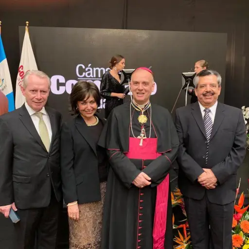 Nuncio apostólico Nicolás Thevenin ,