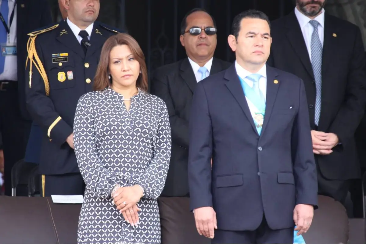 La esposa de Jimmy Morales, Patricia Marroquín, salió con rumbo a España. Foto: Gerardo Rafael