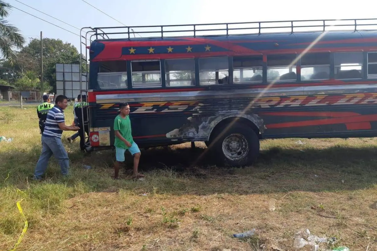 descarga eléctrica bus Tecún Umán San Marcos Emisoras Unidas Guatemala, 