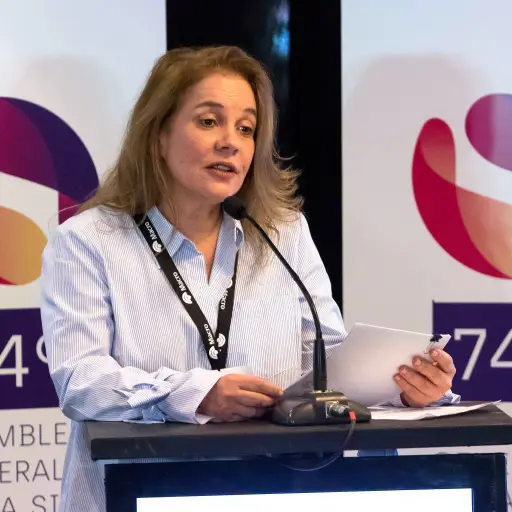 SAL10 - SALTA (ARGENTINA), 22/10/2018.- María Elvira Domínguez Lloreda, nueva presidenta de la SIP habla hoy, 22 de octubre de 2018, durante el cierre de la 74ª Asamblea General de la Sociedad Interamericana de Prensa (SIP) en Salta (Argentina). La Junta 