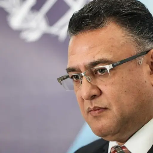 Roberto Mota Bonilla ,