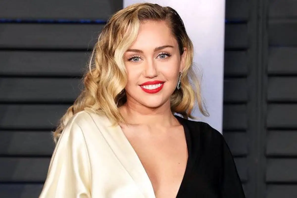 mileycyruspublinews-00233ac8c8e4d197b38111f636cbe947-1200x800, 