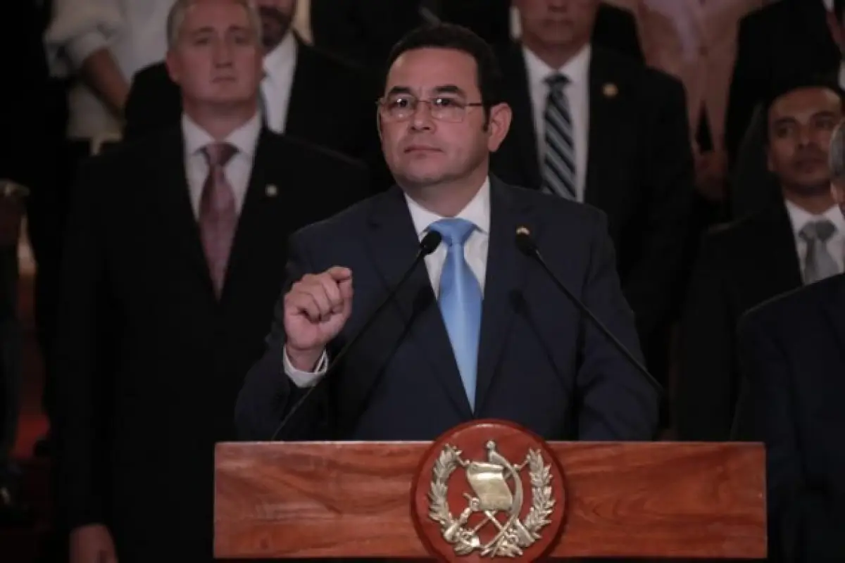 El presidente Jimmy Morales aseguró que nadie ha dado un centavo por el cargo.