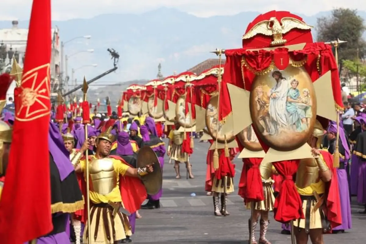 Recorrido de procesiones en la Ciudad Capital 