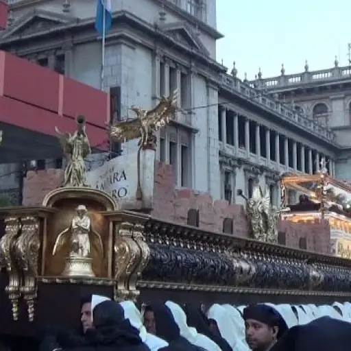 procesion sepultado ,