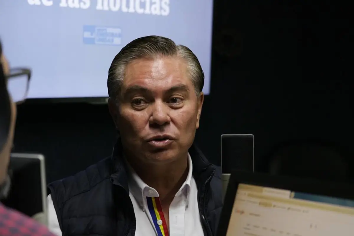 Mario Estrada se reunió en ocho ocasiones con supuestos narcos que en realidad eran colaboradores de la DEA.