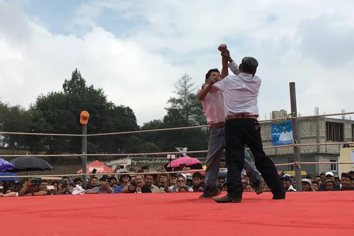 Uno de los combates de Chivarreto. Fotografía Alberto Chaclán  