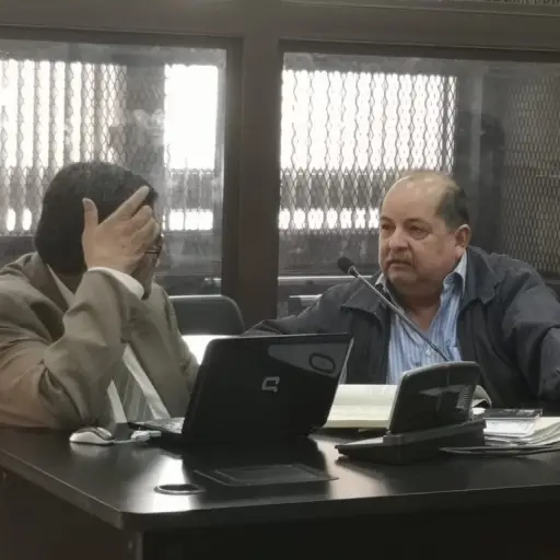 plazas fantasmas congreso Emisoras Unidas ,