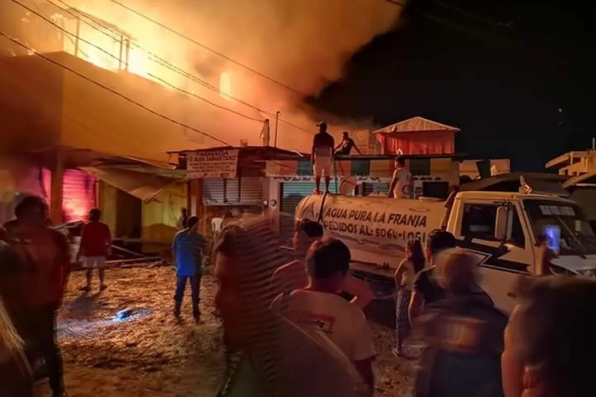 Incendio mercado de Playa Grande, Quiché