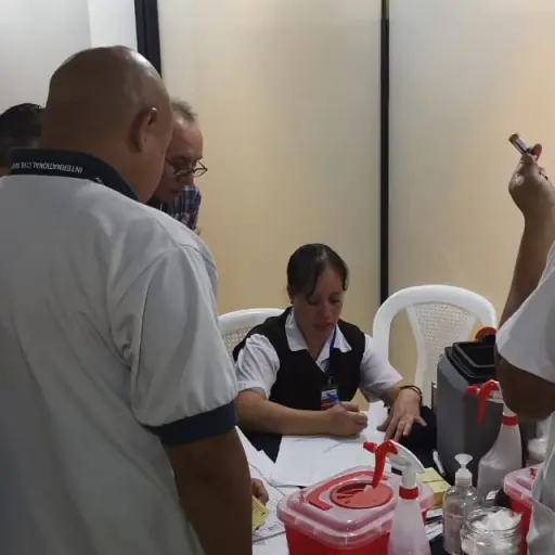 Vacunacion sarampion rubeola Aeropuerto La Aurora Emisoras Unidas Guatemala ,