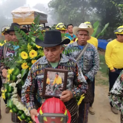 Brigadista muerto en incendio forestal