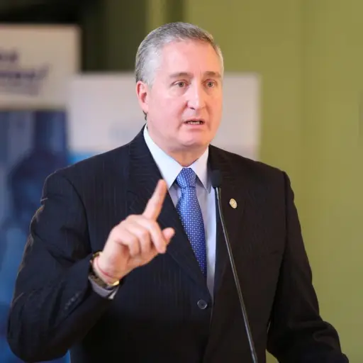 El usufructo del edificio para resguardar el Archivo General está en una mesa técnica, según el Ministro.