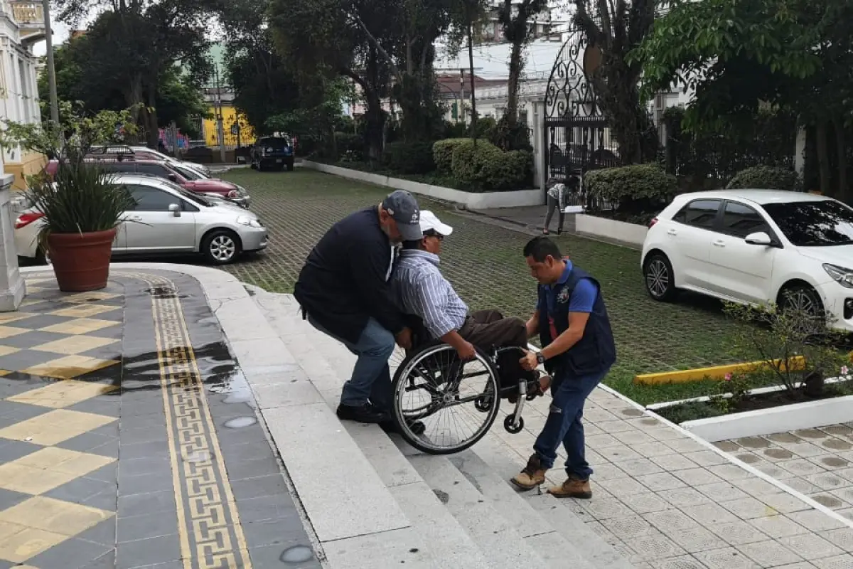 Simulacro votos personas con discapacidad Emisoras Unidas Guatemala, 