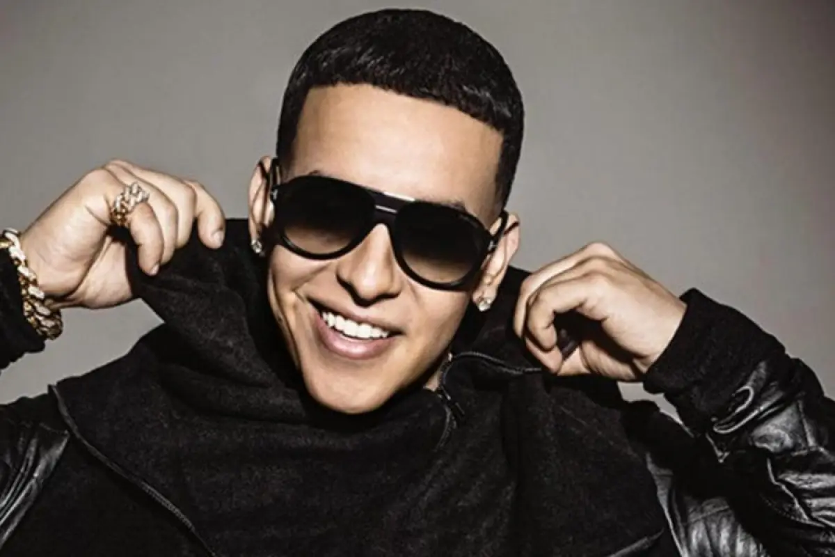 Daddy_Yankee_Gasolina_La_Z-Urbana-900x600, 