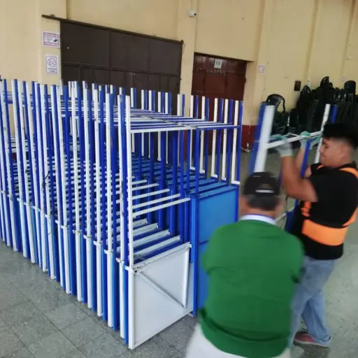 Mobiliario para elecciones llega a Quetzaltenango