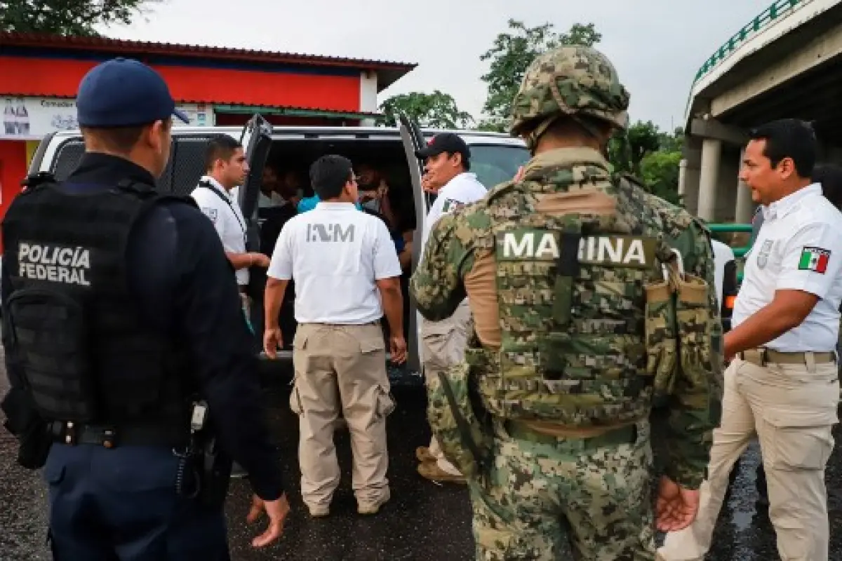 Mexican migration and military police found undocumented Indian migrants travelling on a bus at a checkpoint on the outskirts of Tapachula, Chiapas State, on June 14, 2019. (Photo by QUETZALLI BLANCO / AFP)