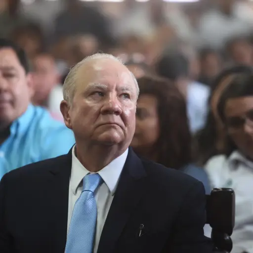 ROBERTO-MOLINA-BARRETO-VICEPRESIDENCIABLE-VALOR-ELECCIONES-2019 (3) ,