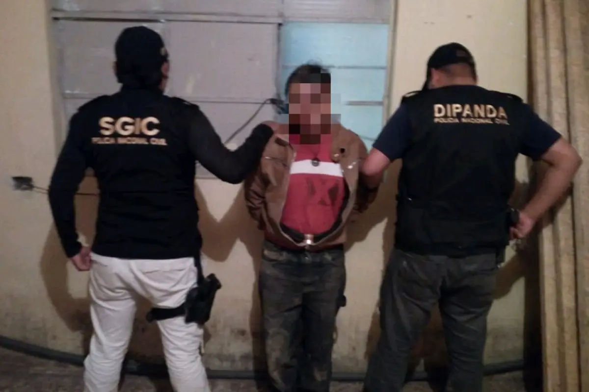 Capturado por extorsionar a familia