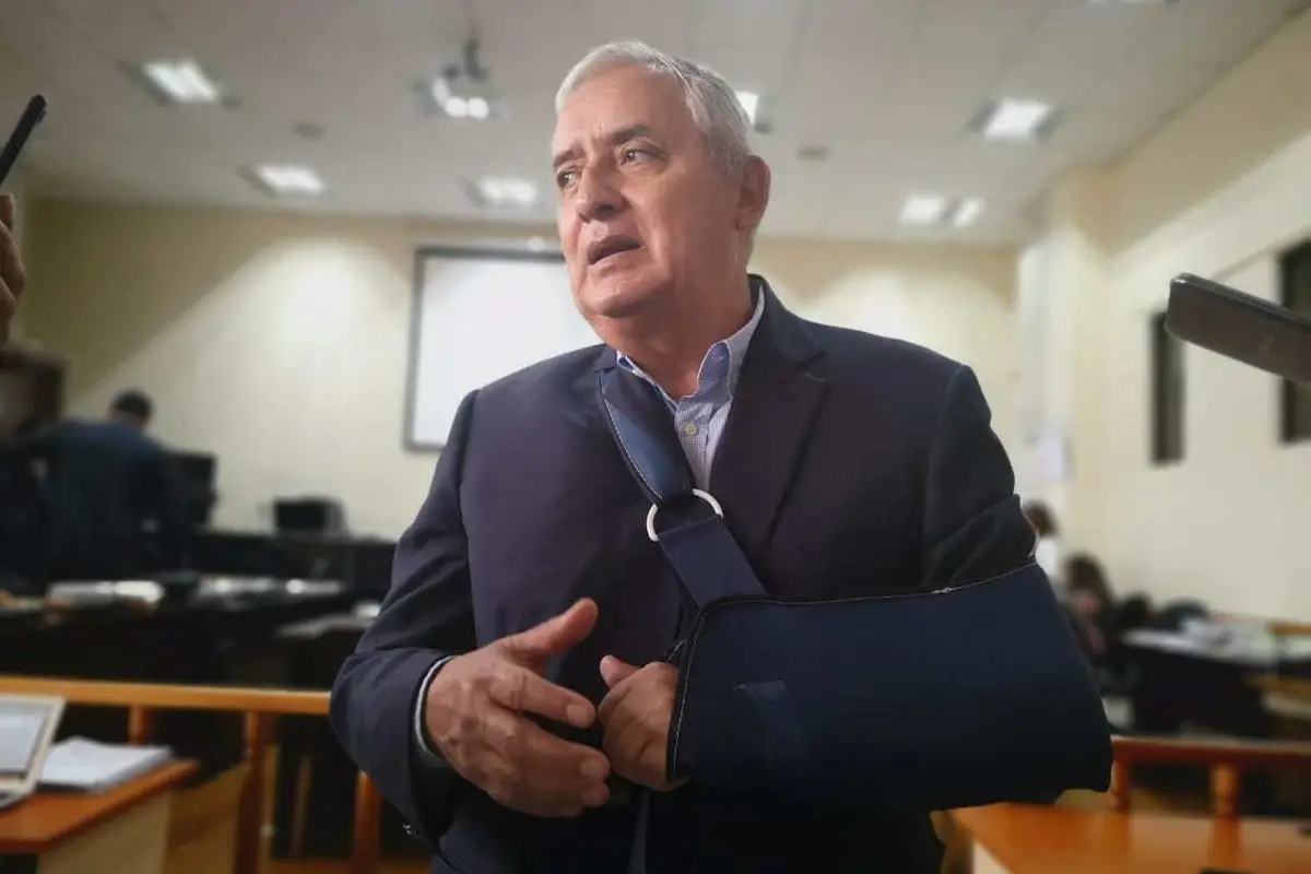 Otto Pérez Molina La Línea Emisoras Unidas Guatemala, 