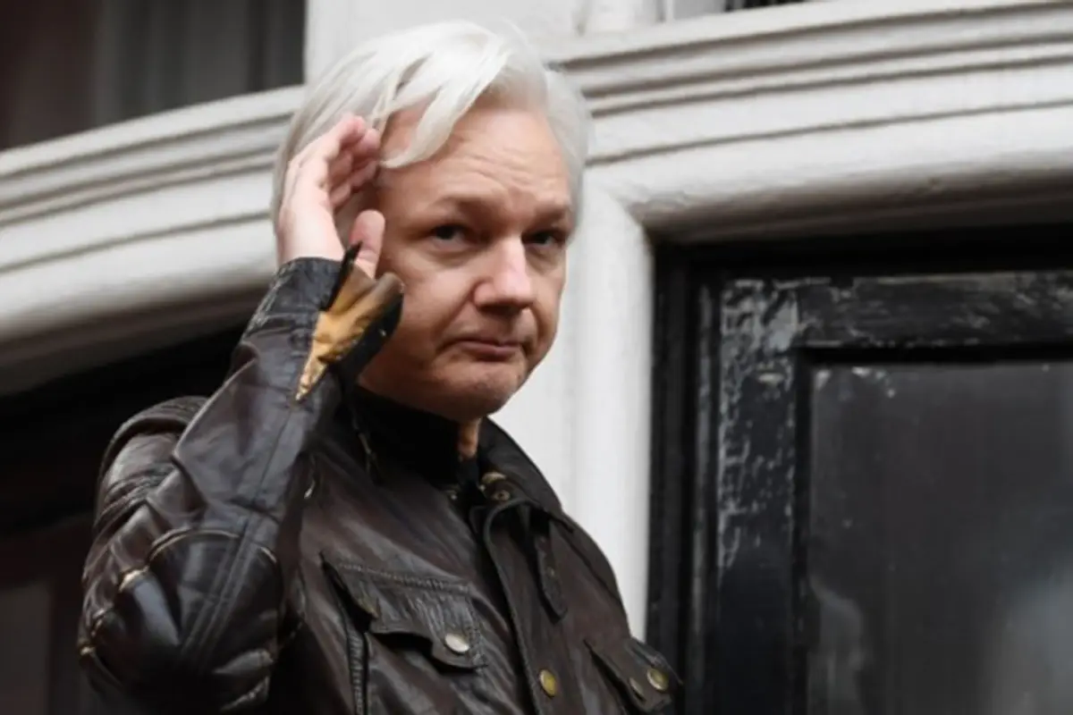 Julian Assange, 