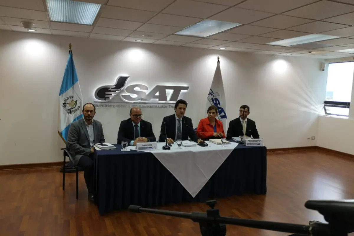 Credito fiscal SAT Emisoras Unidas Guatemala, 