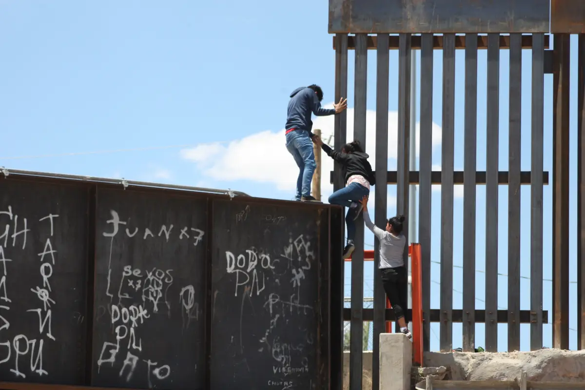 Migrantes en frontera de Estados Unidos, 