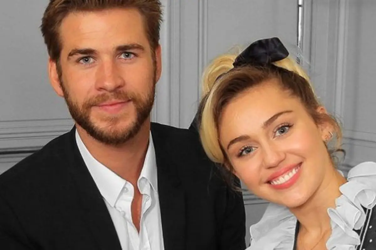 Miley-Cyrus-y-Liam-Hemsworth-620x381, 