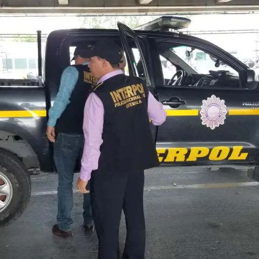 Esta persona tenía cinco órdenes de captura