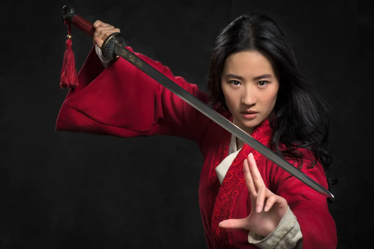 yifei-liu-disneys-mulan-1562668441, 