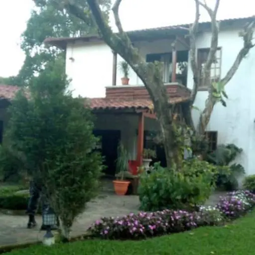 Casa ocupada por pandillero. Foto: PNC El Salvador.