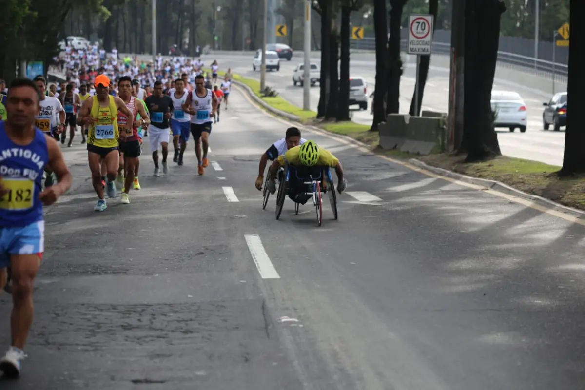 En esta carrera participaron vecinos de diversas zonas de la ciudad.