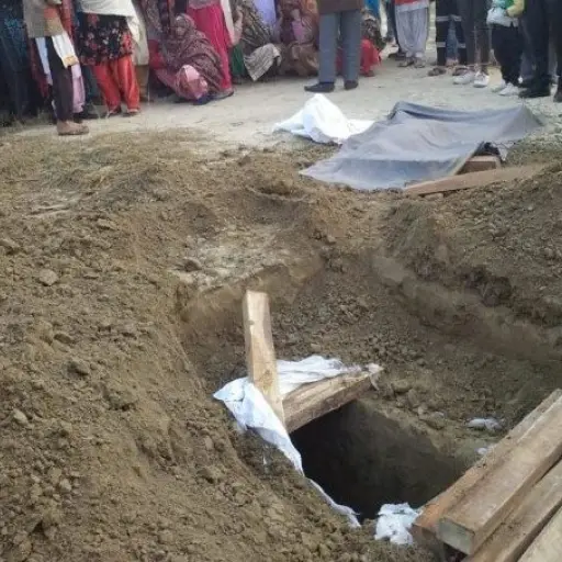 despierta en el momento que era enterrado INdia Emisoras Unidas Guatemalqa ,