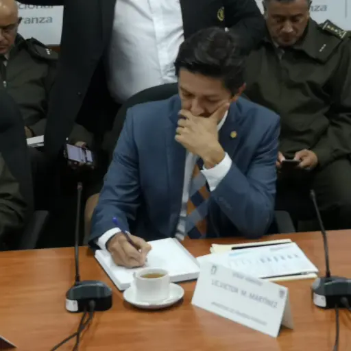 ministerio finanzas defensa compra de aviones Emisoras Unidas Guatemala ,