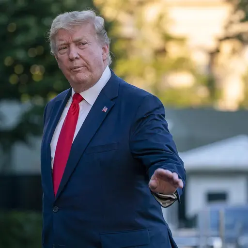 Trump estudia decretar la inclusión de la pregunta sobre ciudadanía en censo