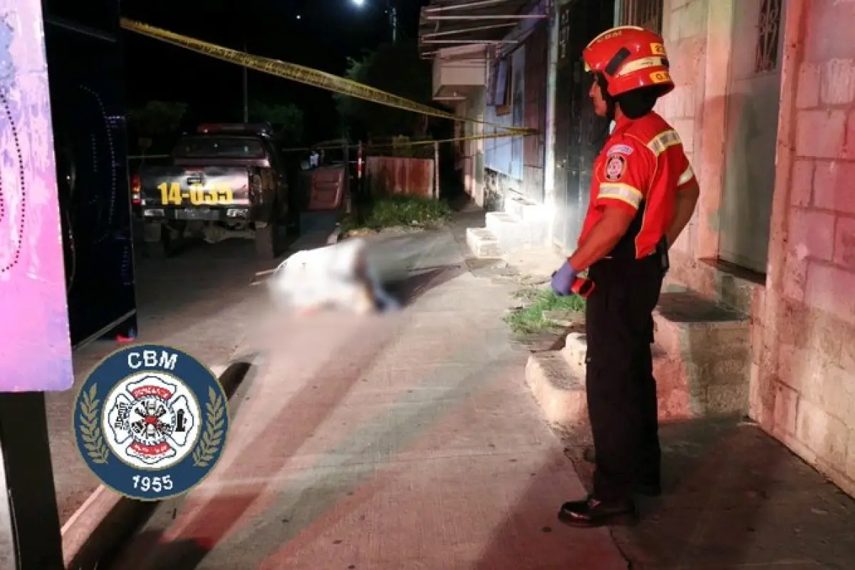 Bomberos encuentra un cadáver dentro de una maleta. Foto: Bomberos Municipales.