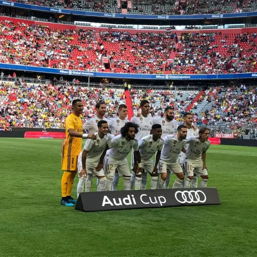 El equipo titular del Madrid  frente al Tottenham. Foto: AFP