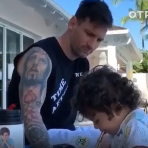 El mate parece gustarle a Ciro.