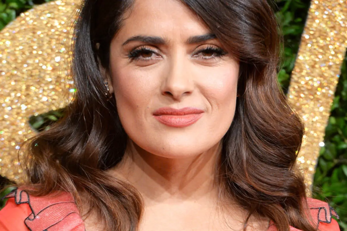 LONDON, ENGLAND - NOVEMBER 23:  Salma Hayek attends the British Fashion Awards 2015 at London Coliseum on November 23, 2015 in London, England.  (Photo by Anthony Harvey/Getty Images)