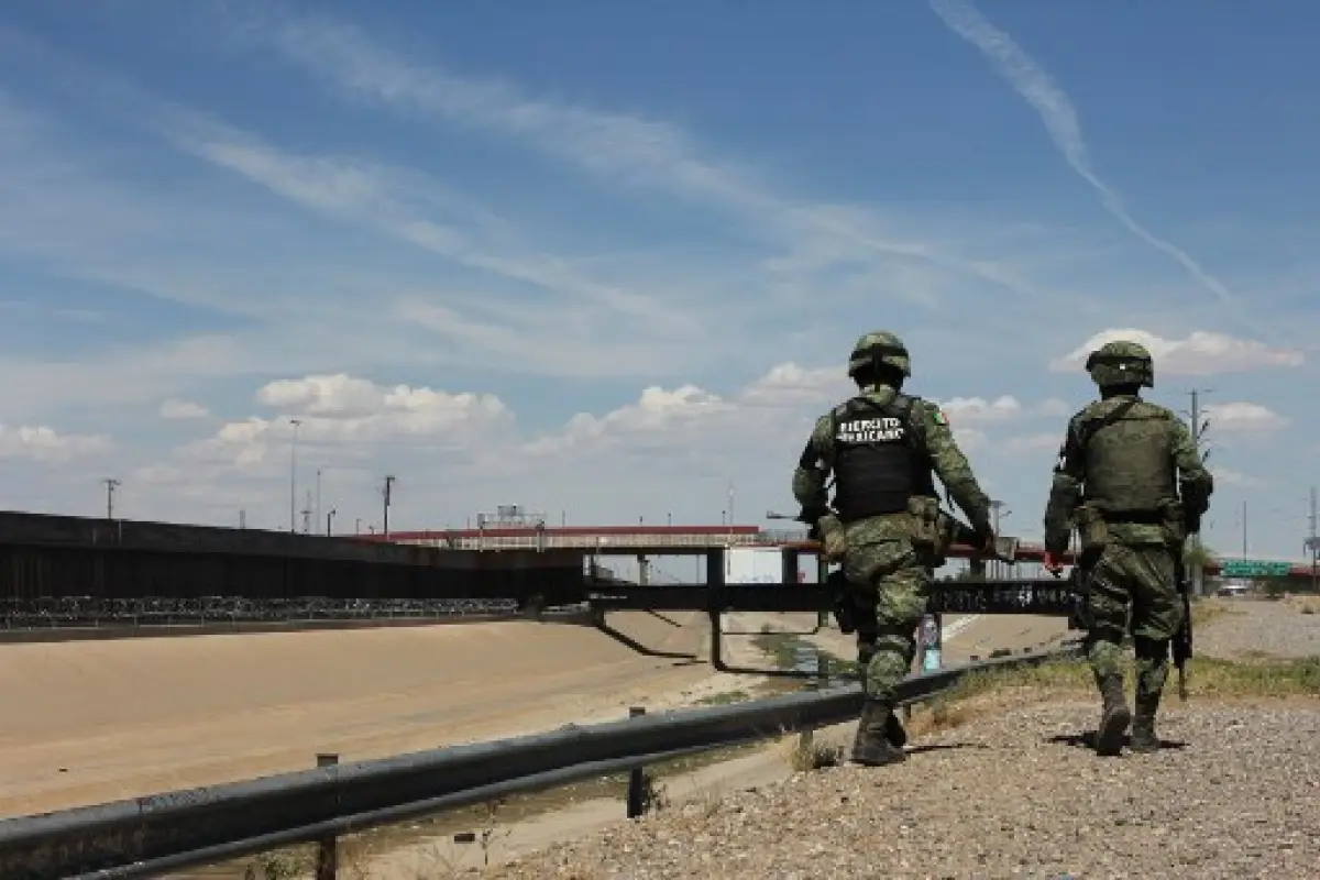 Ejército mexicano patrulla la frontera. Foto AFP.