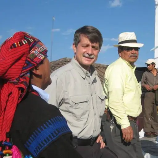 El exembajador atendió una entrevista a Emisoras Unidas, durante Patrullaje Informativo.